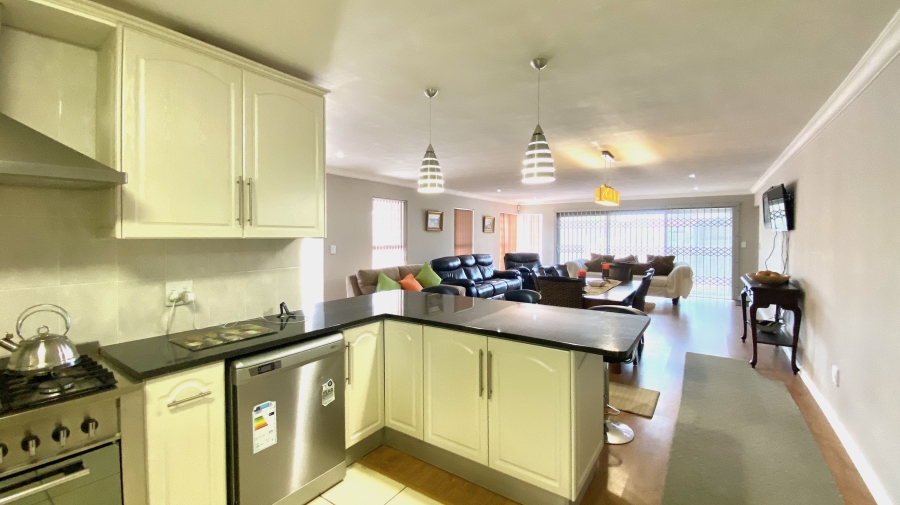 3 Bedroom Property for Sale in Port Owen Western Cape